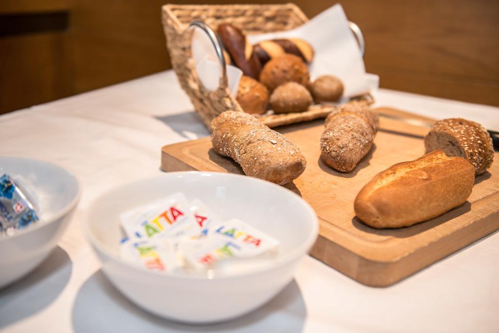 Hotel Rotes Haus Brugg  Room photo
